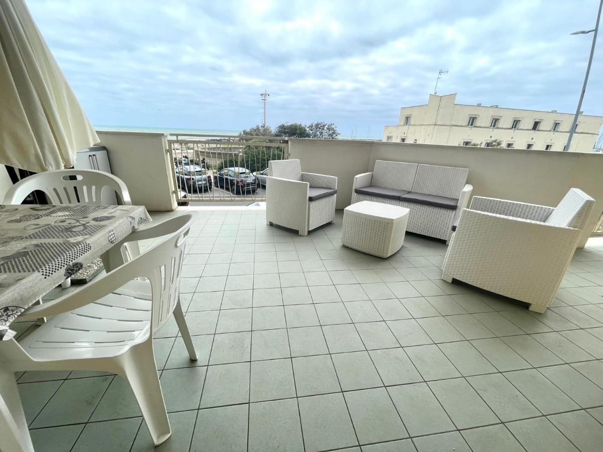 La Terrazza Sul Porto Apartment Lido di Ostia Exterior foto